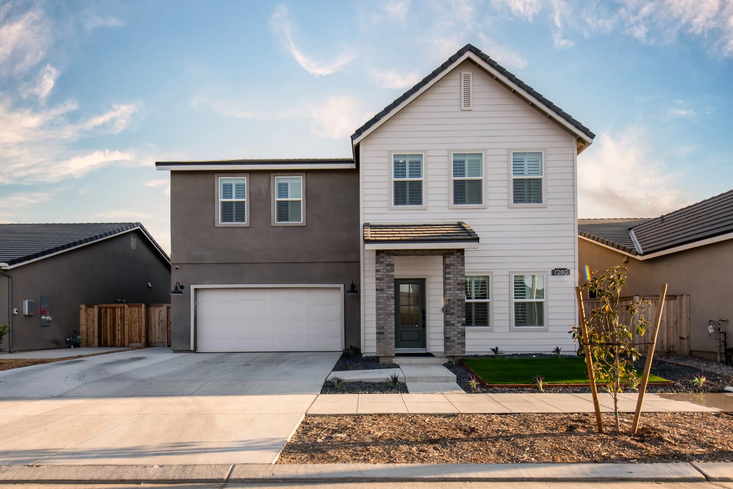 1280 Bloom Ave, Clovis, CA 93619