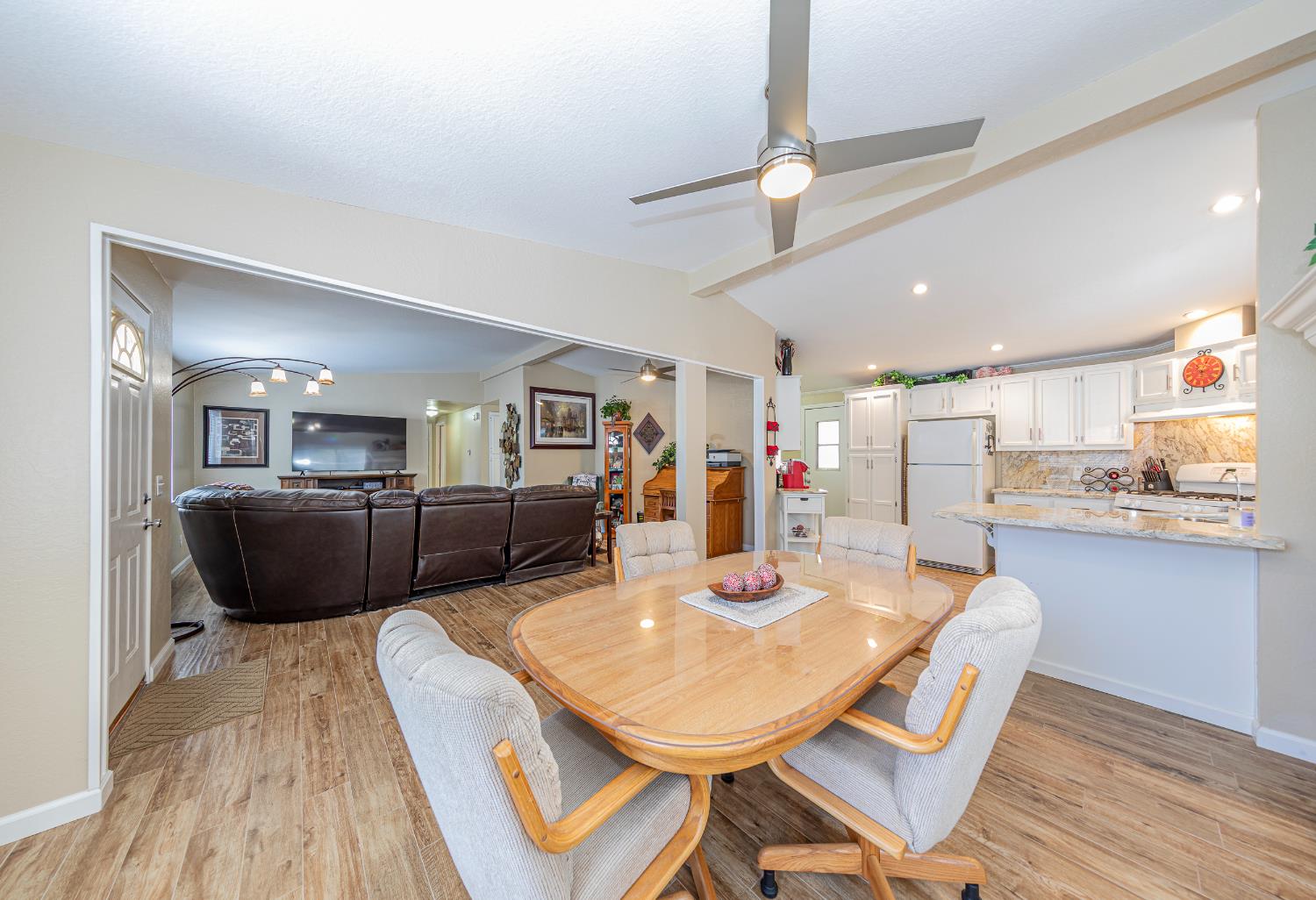 39737 Road 274 #58, Bass Lake, CA 93604