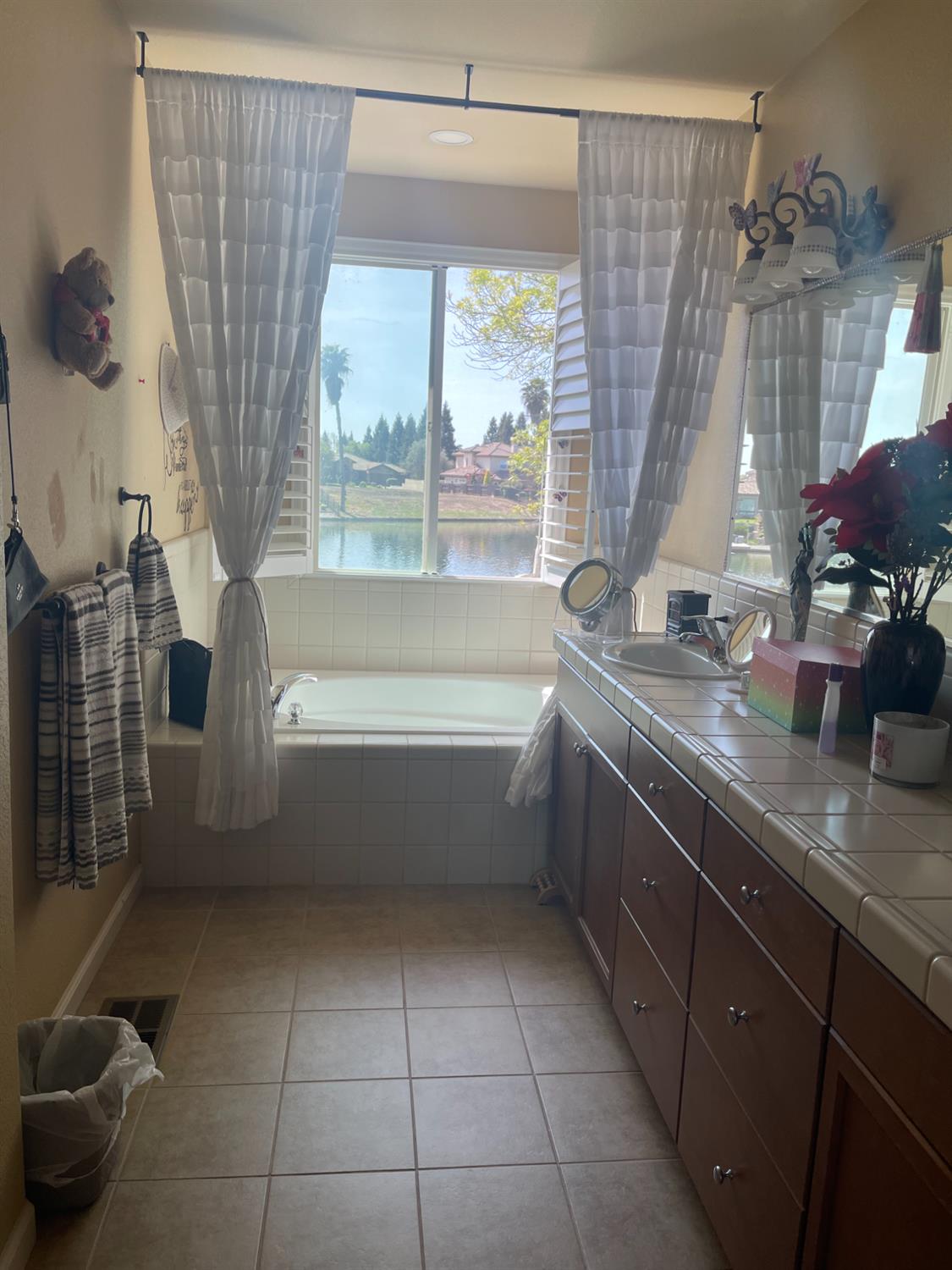 2780 Amalfi, Chowchilla, CA 93610