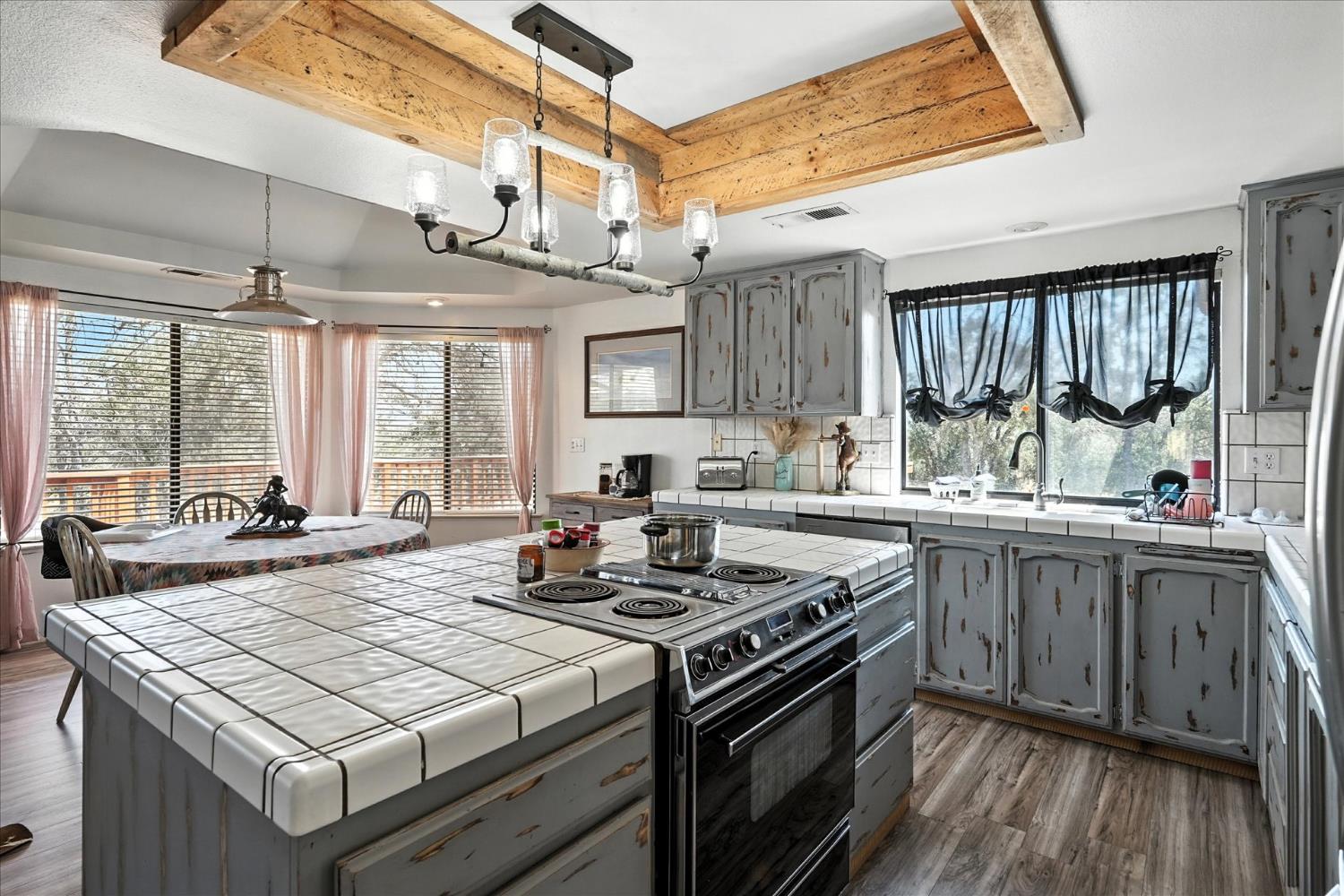 14982 N Morgan Canyon Rd, Prather, CA 93651