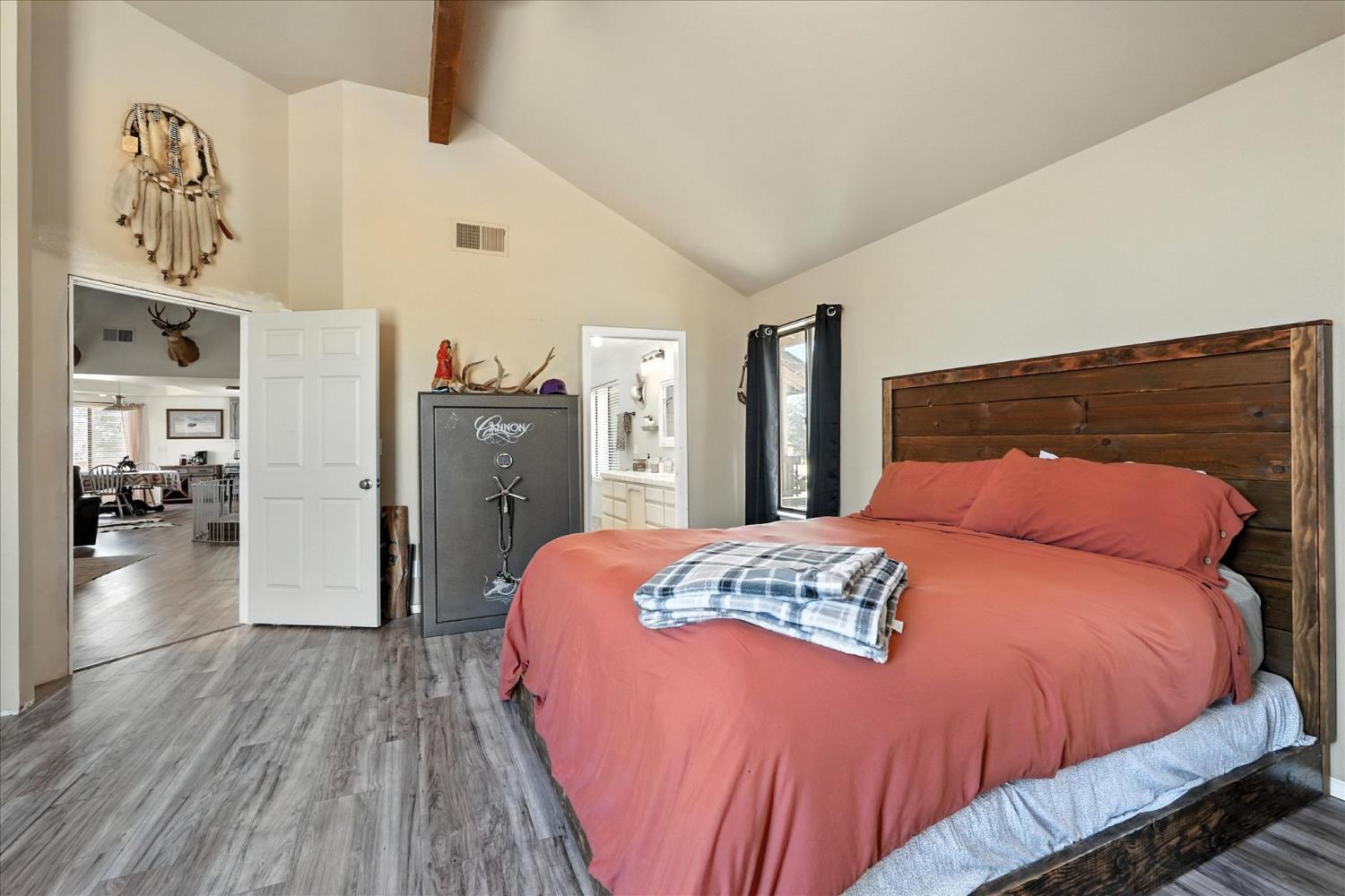 14982 N Morgan Canyon Rd, Prather, CA 93651