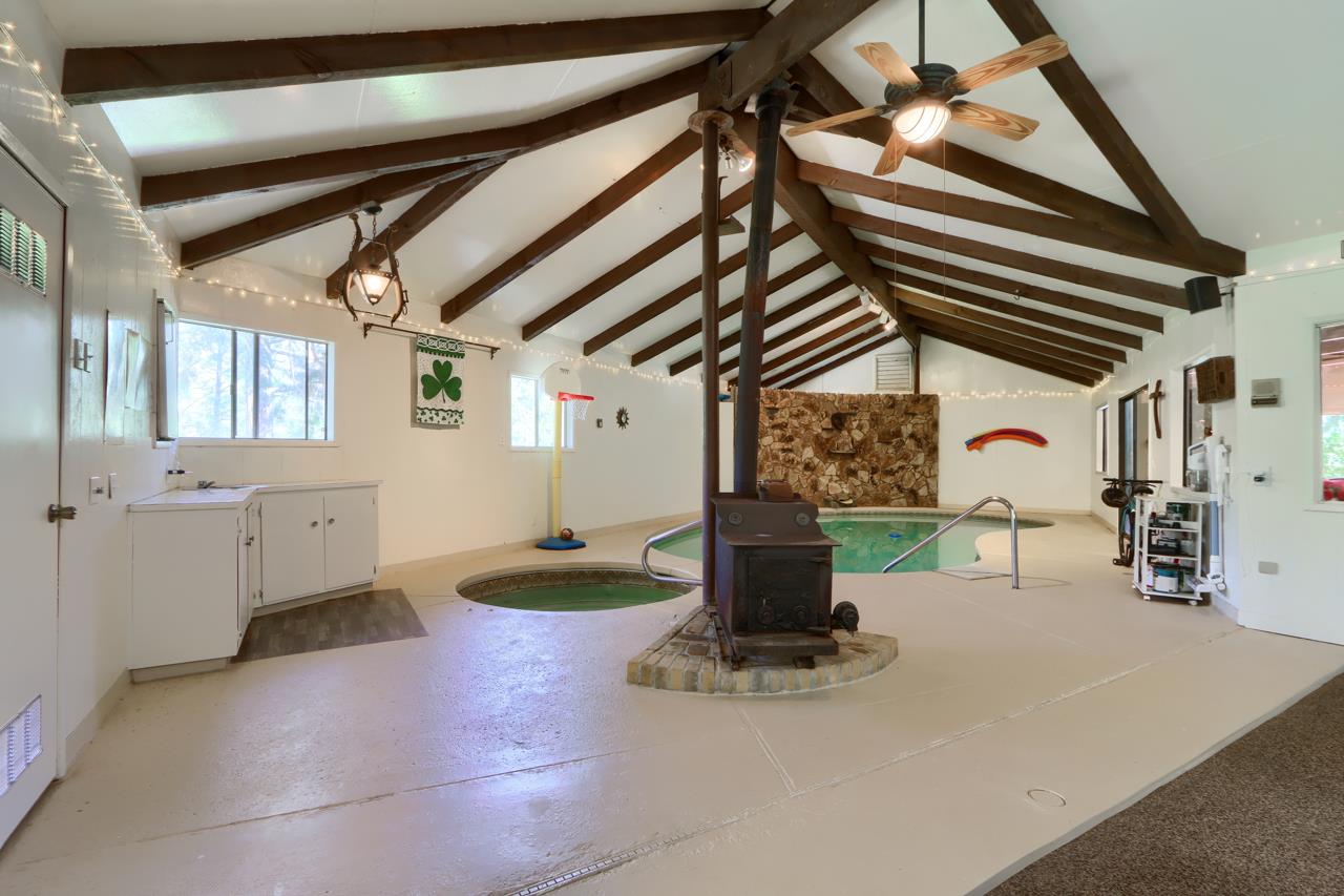 6242 State Highway 140, Mariposa, CA 95338