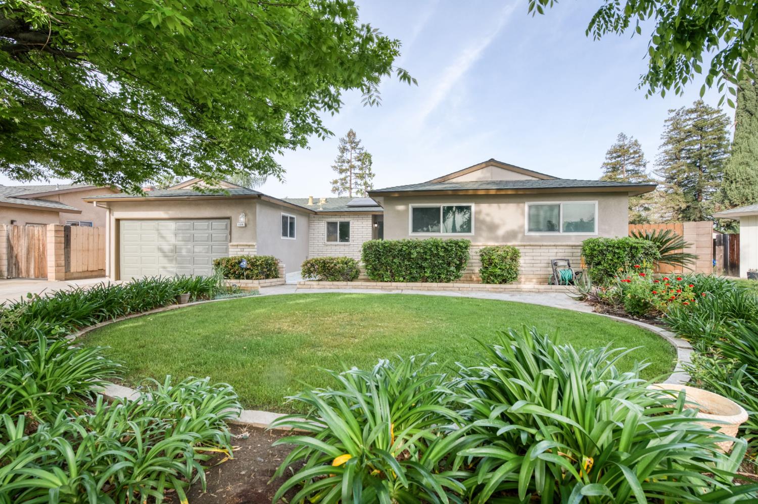 1314 Ezie Ave, Clovis, CA 93611