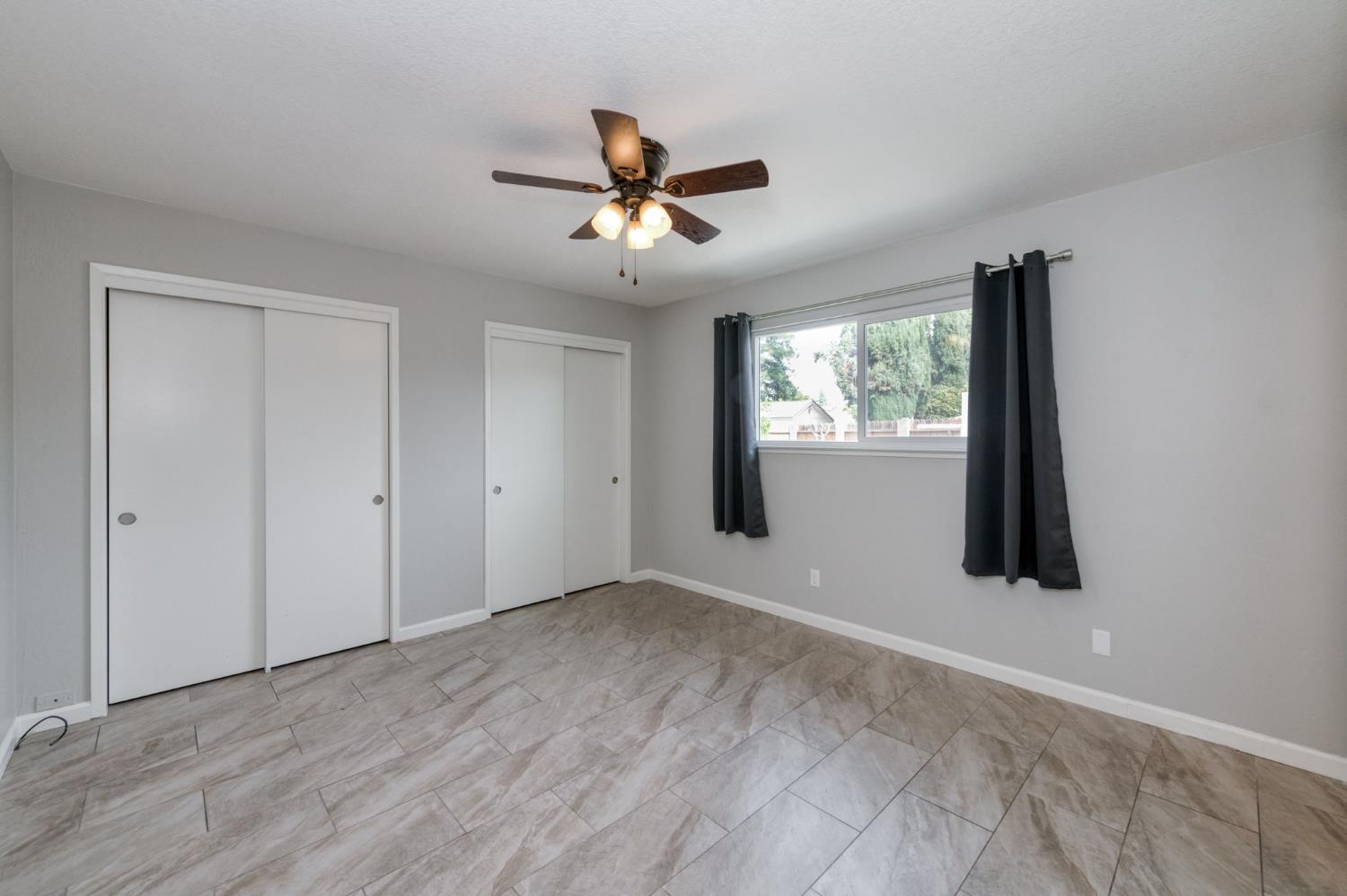 1314 Ezie Ave, Clovis, CA 93611