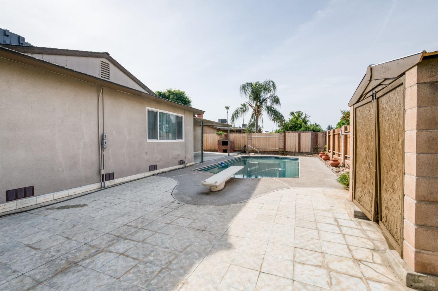 1314 Ezie Ave, Clovis, CA 93611