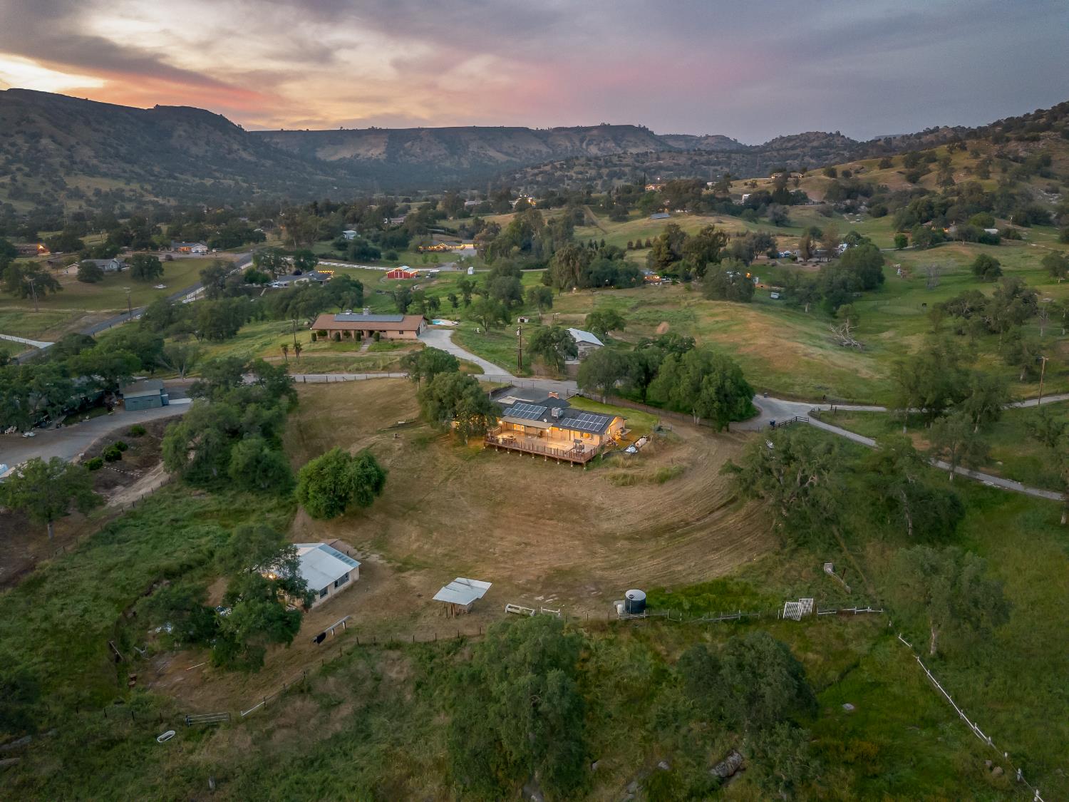 22452 Goldrush Ln, Clovis, CA 93619