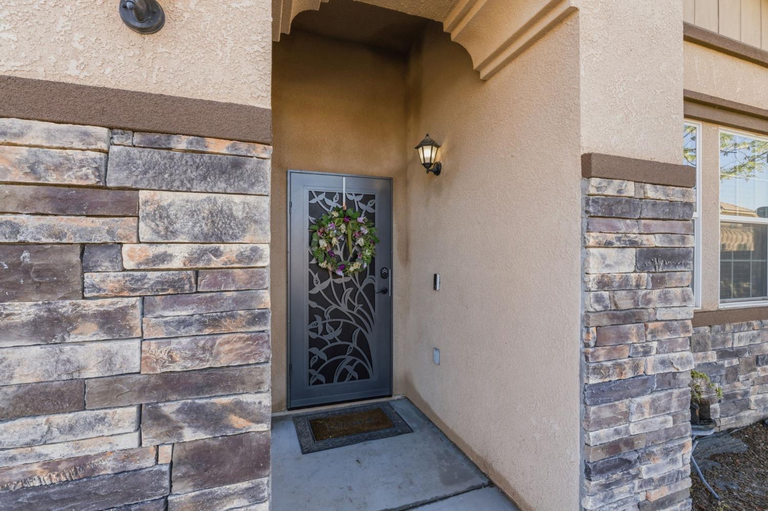 15717 W Botelho Ave, Kerman, CA 93630