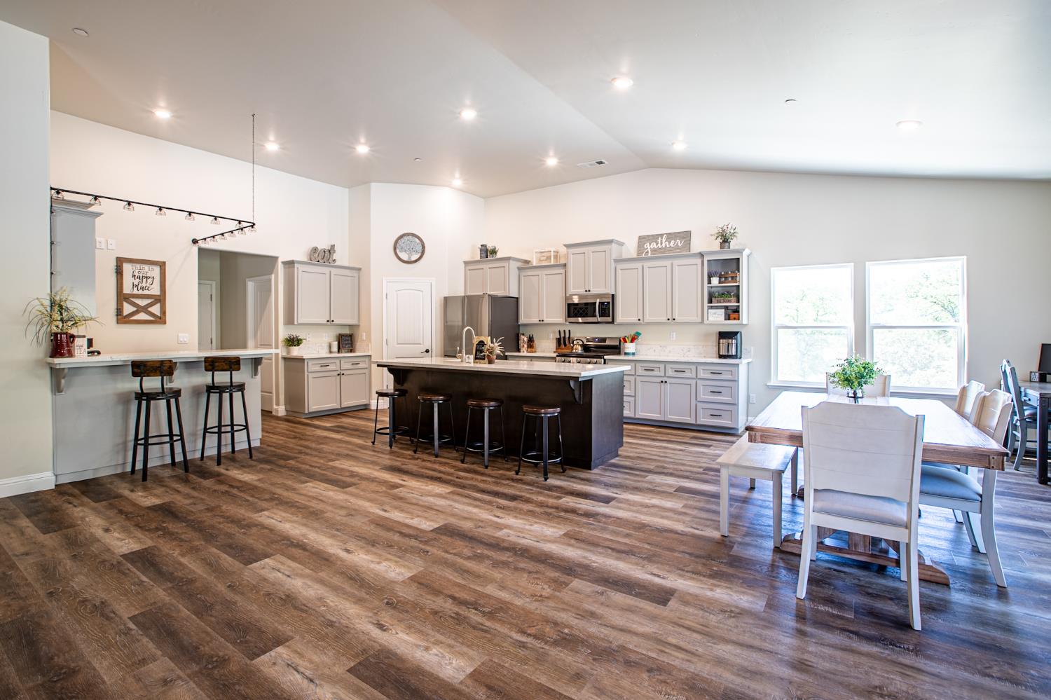 29200 Acorn Ct, Coarsegold, CA 93614