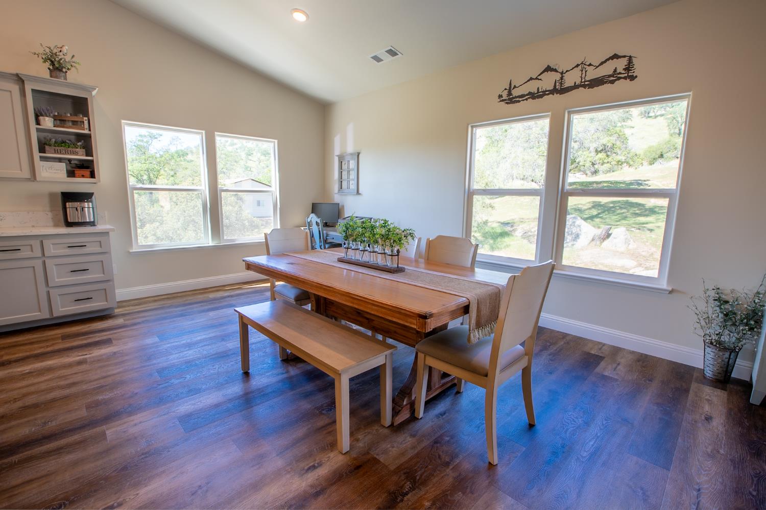 29200 Acorn Ct, Coarsegold, CA 93614