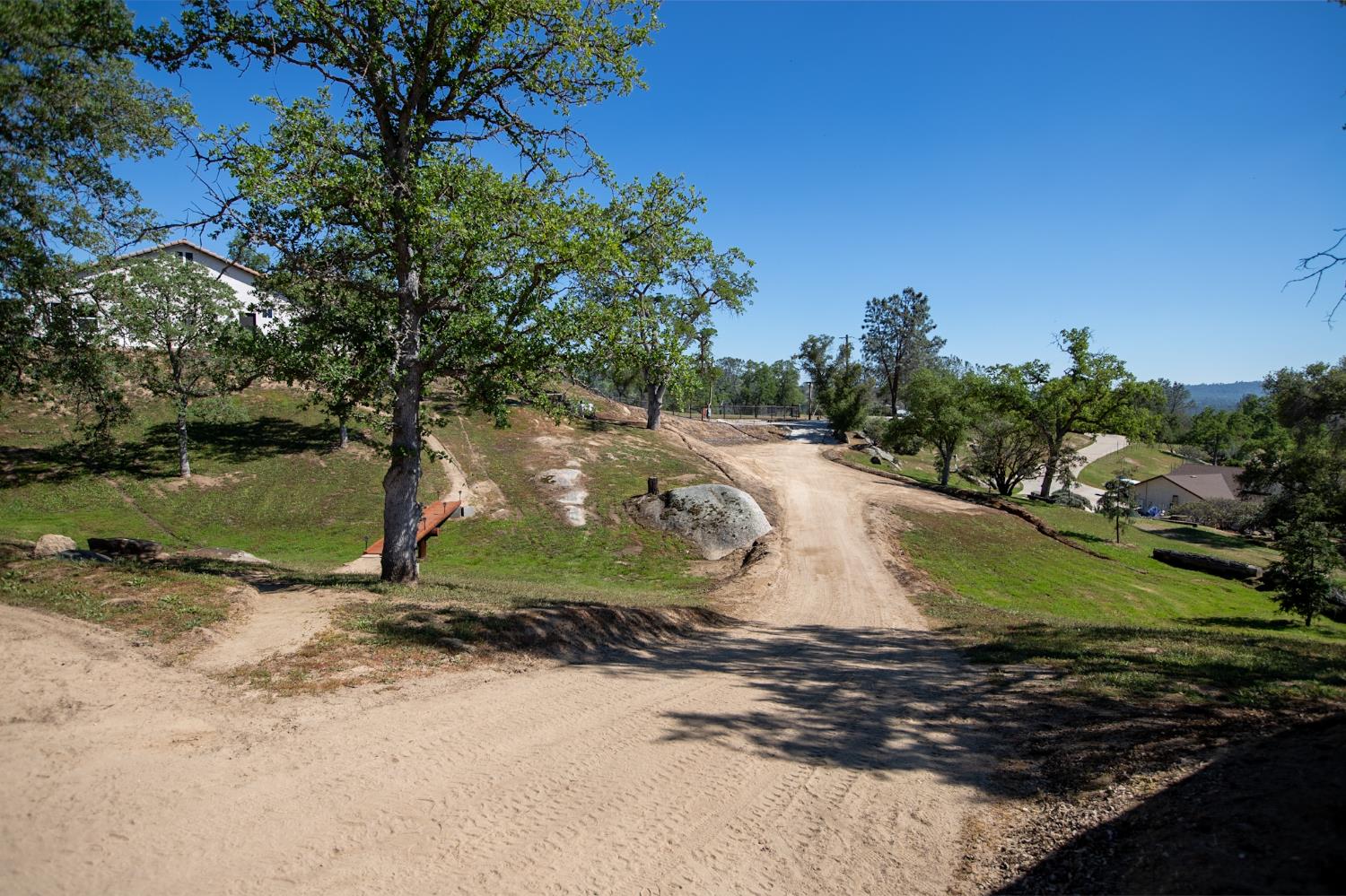 29200 Acorn Ct, Coarsegold, CA 93614