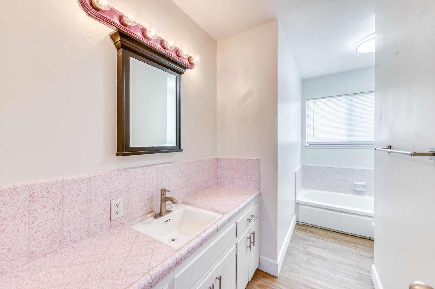 1509 Harding Ave, Chowchilla, CA 93610