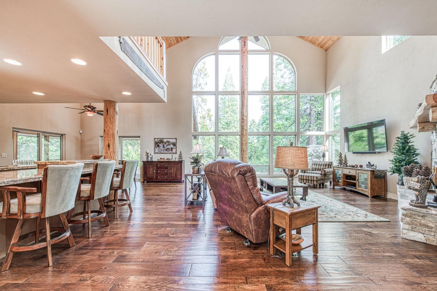 41977 Granite Ridge Rd, Shaver Lake, CA 93664