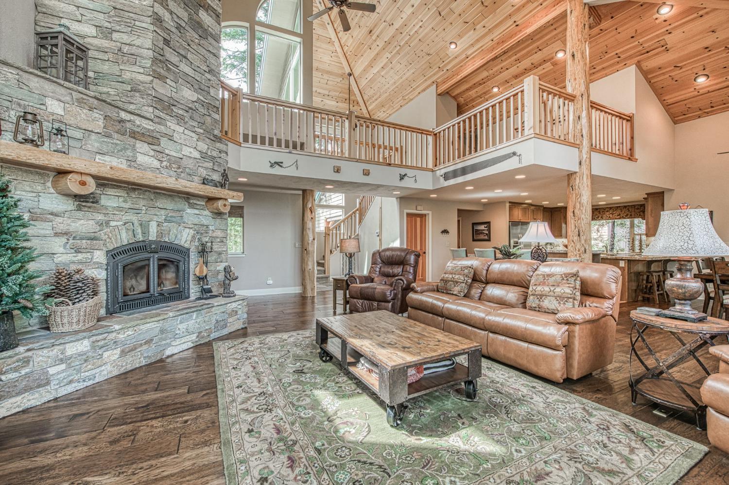 41977 Granite Ridge Rd, Shaver Lake, CA 93664