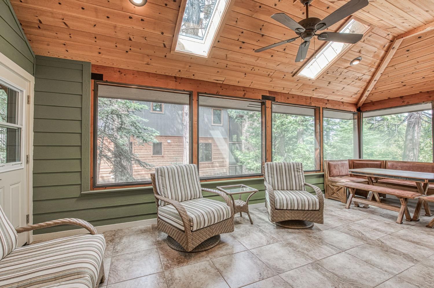 41977 Granite Ridge Rd, Shaver Lake, CA 93664