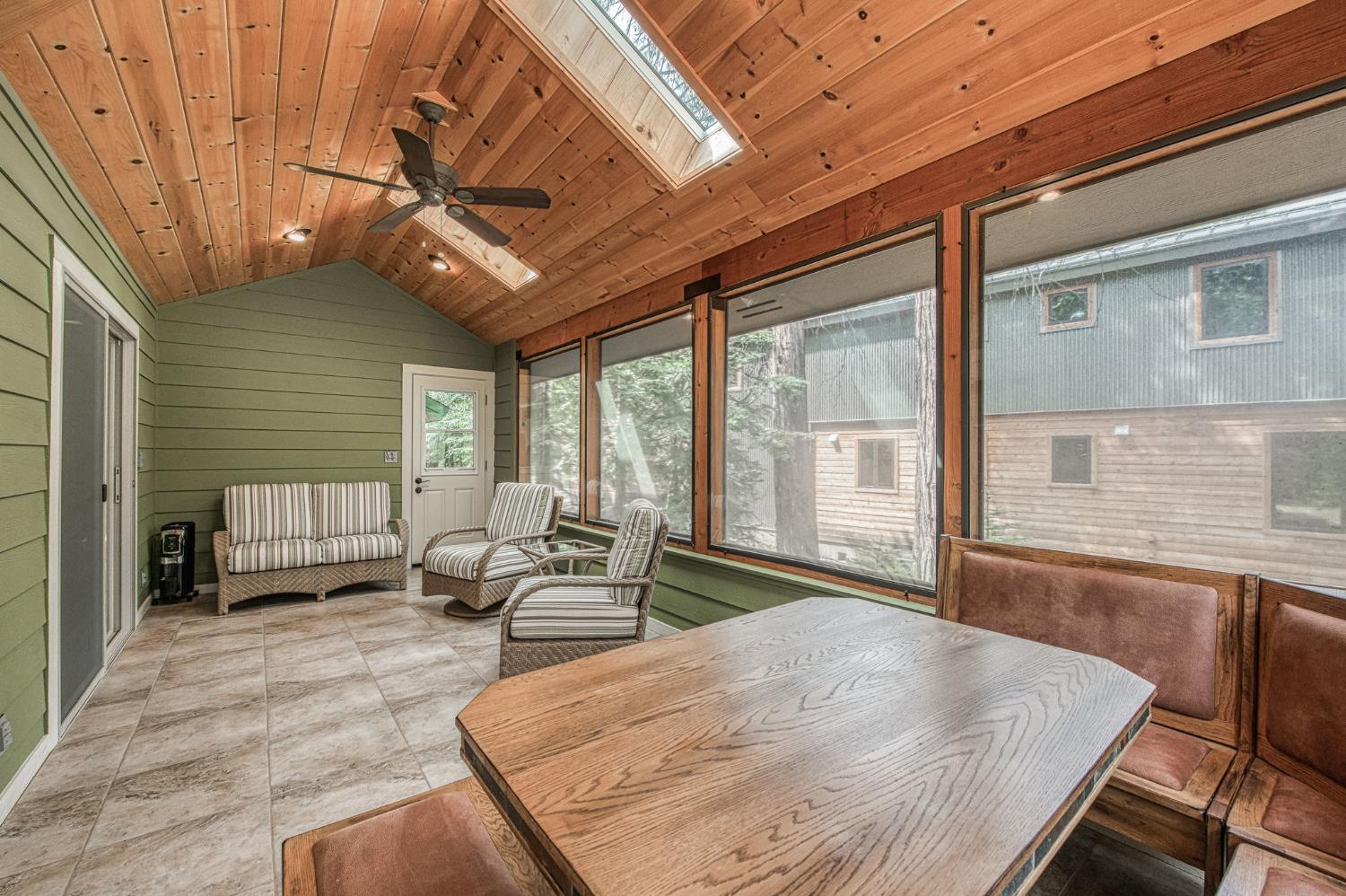 41977 Granite Ridge Rd, Shaver Lake, CA 93664