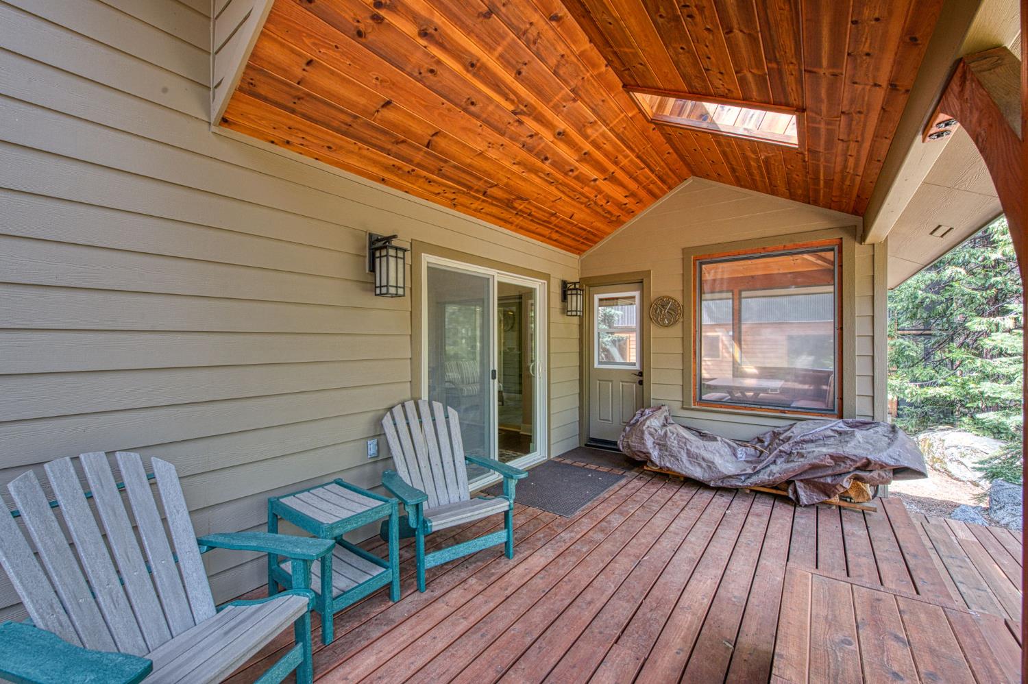 41977 Granite Ridge Rd, Shaver Lake, CA 93664