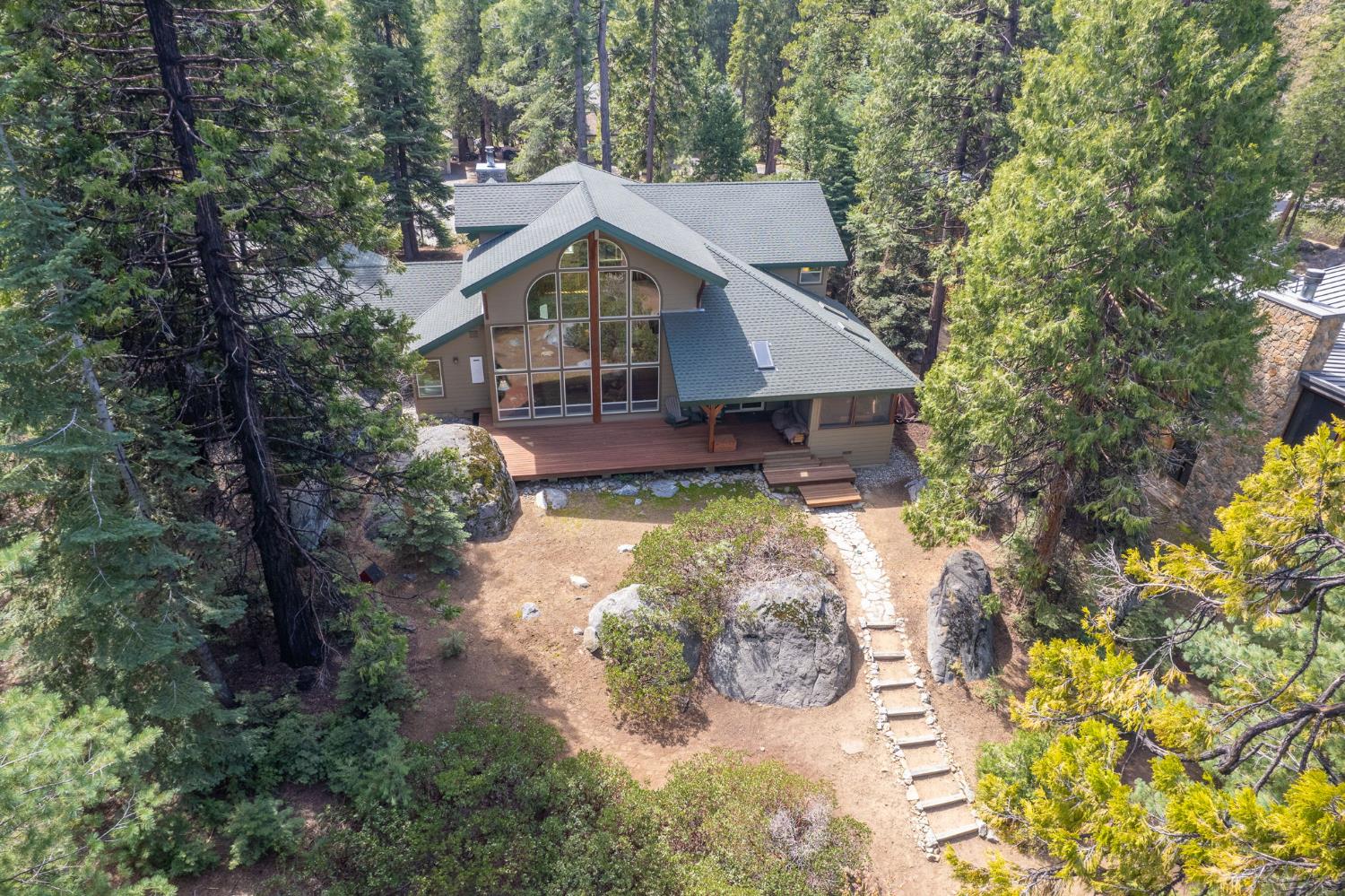 41977 Granite Ridge Rd, Shaver Lake, CA 93664