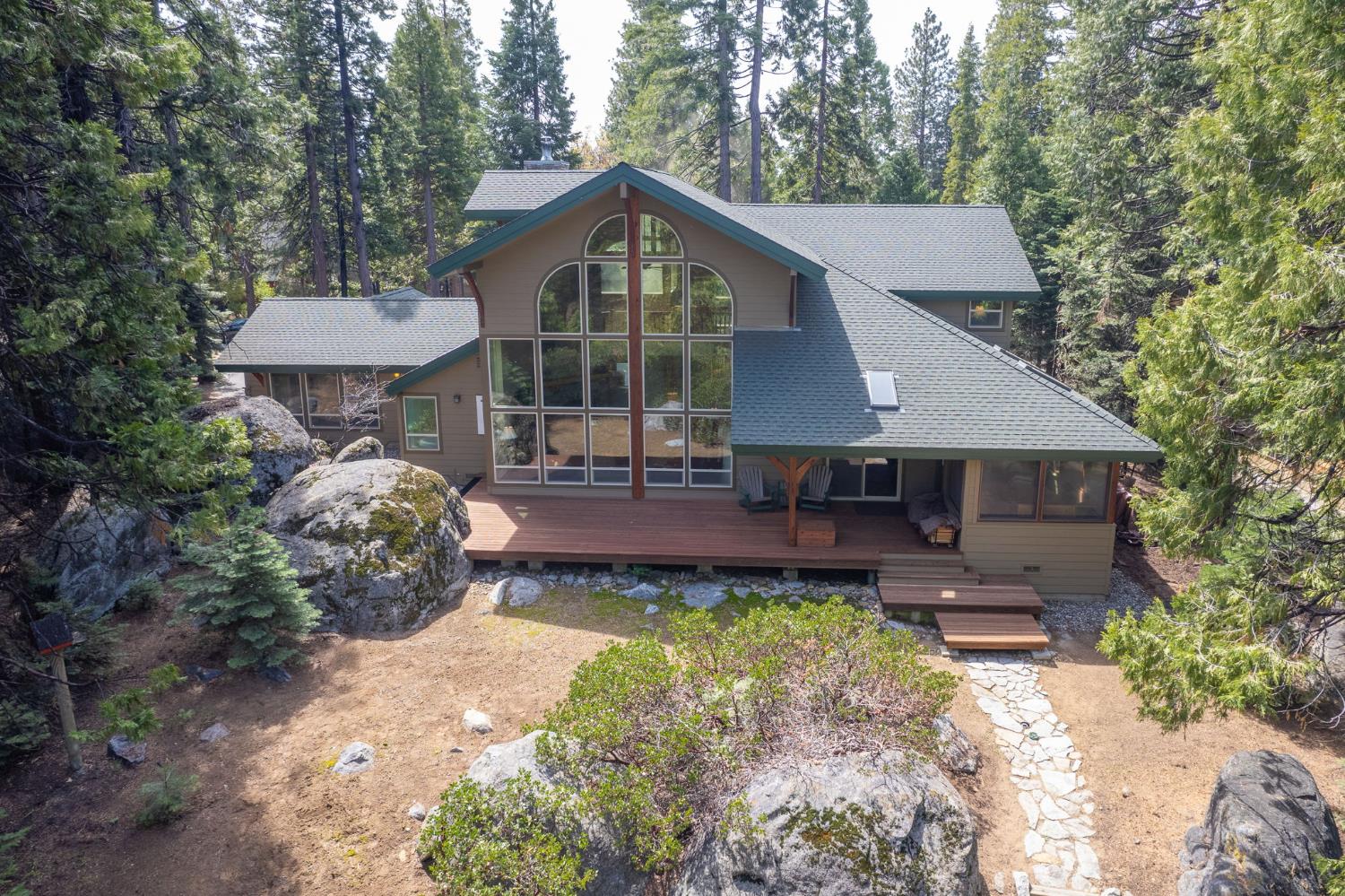 41977 Granite Ridge Rd, Shaver Lake, CA 93664
