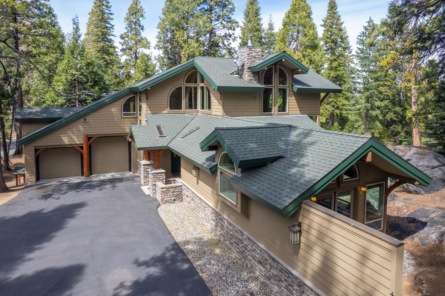 41977 Granite Ridge Rd, Shaver Lake, CA 93664
