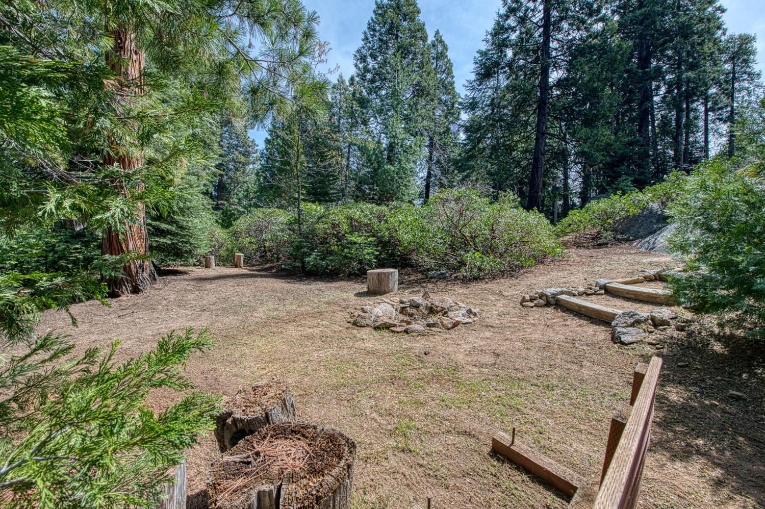 41977 Granite Ridge Rd, Shaver Lake, CA 93664