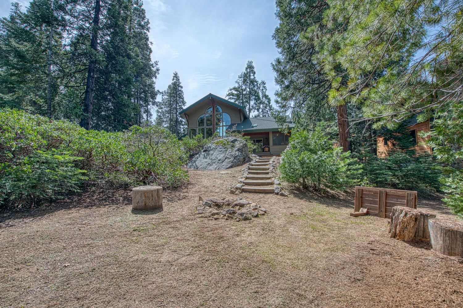 41977 Granite Ridge Rd, Shaver Lake, CA 93664