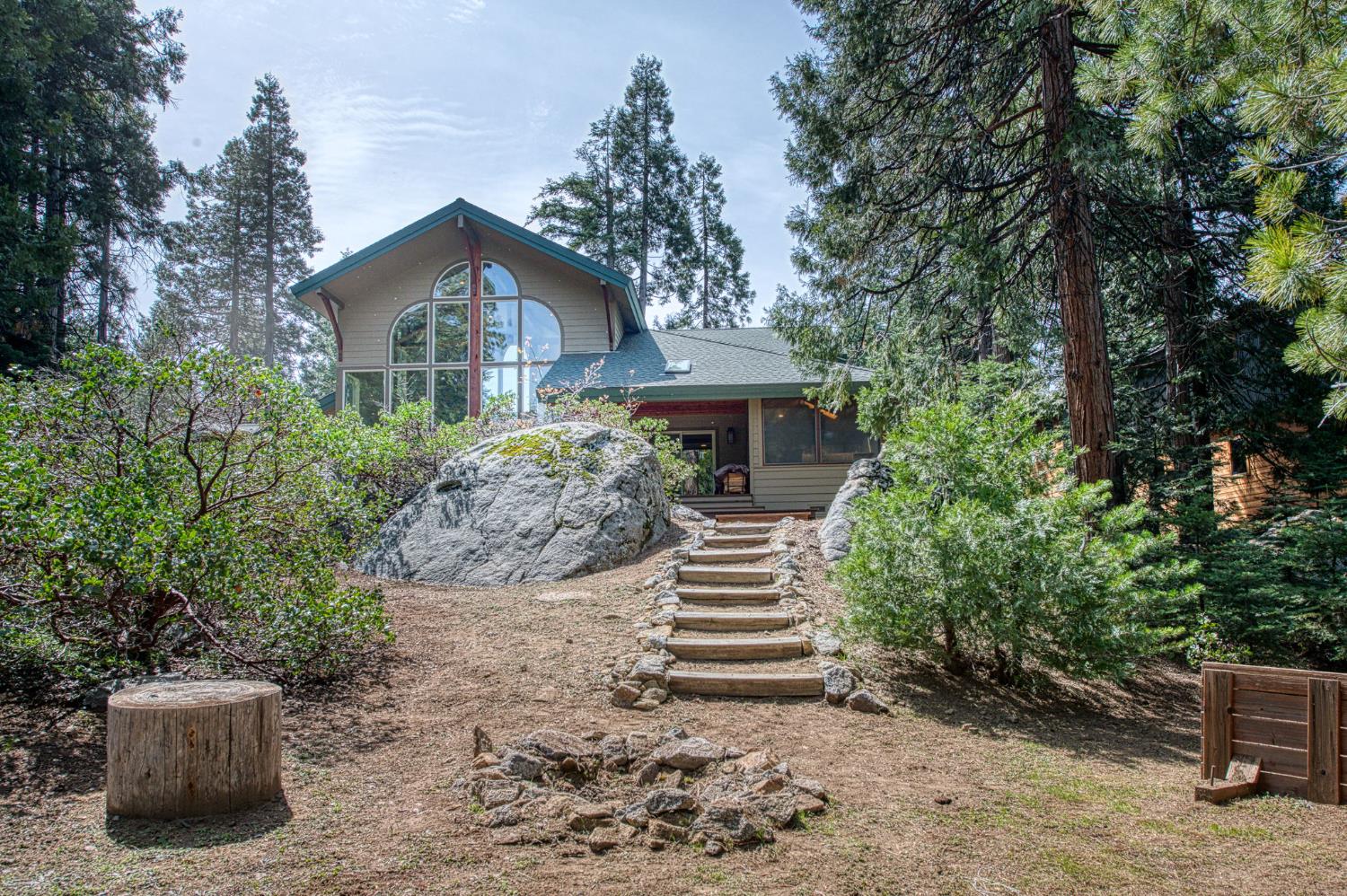 41977 Granite Ridge Rd, Shaver Lake, CA 93664