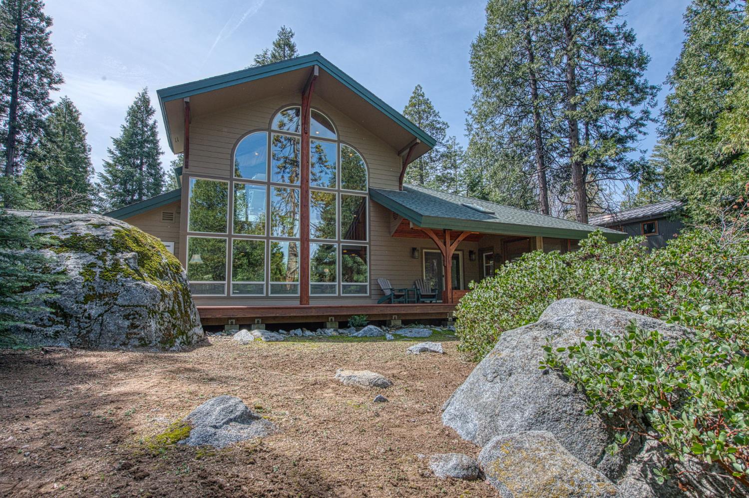 41977 Granite Ridge Rd, Shaver Lake, CA 93664