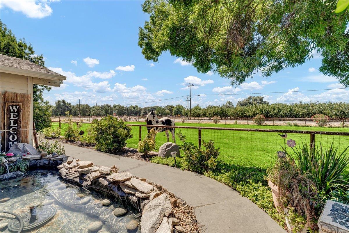 21544 Grangeville Blvd, Lemoore, CA 93245