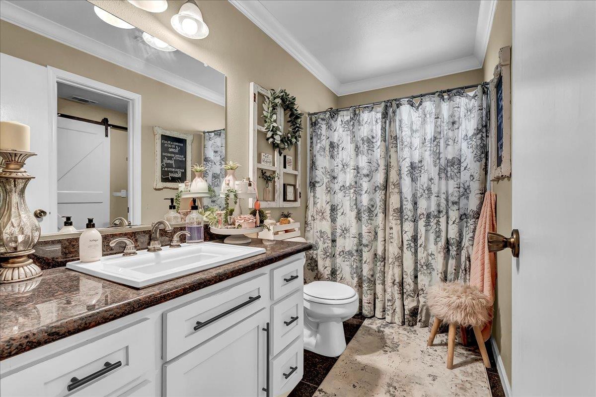 21544 Grangeville Blvd, Lemoore, CA 93245