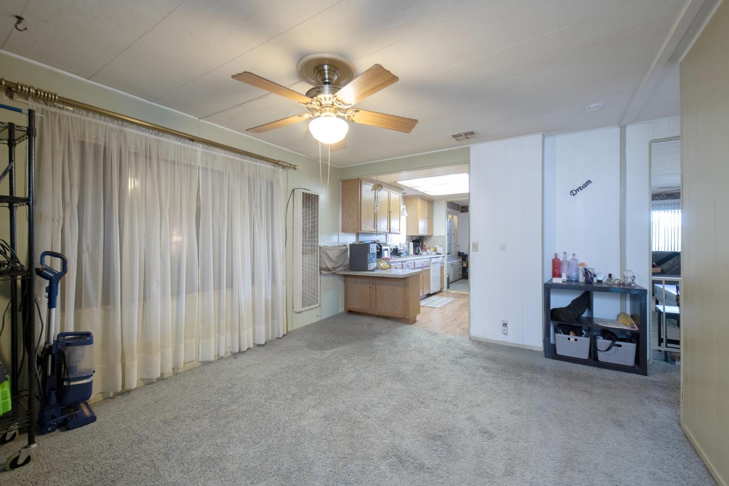 9360 N Blackstone #265, Fresno, CA 93720