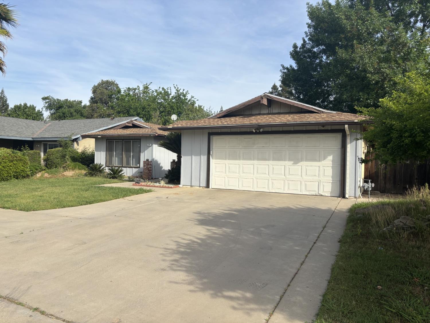 274 W Sierra Ave, Fresno, CA 93704