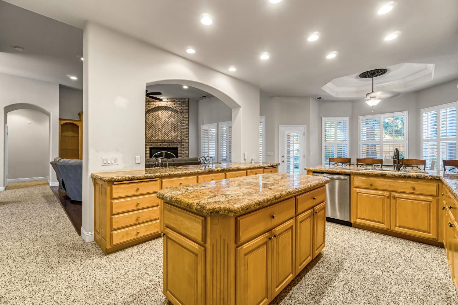 5025 W Birch Ave, Fresno, CA 93722