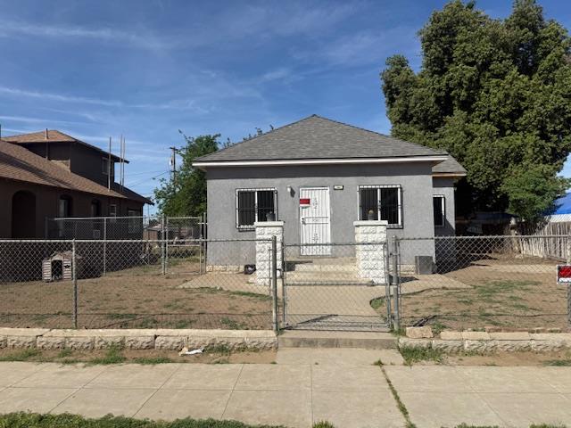 441 N Clark St, Fresno, CA 93701