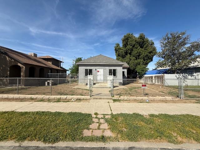 441 N Clark St, Fresno, CA 93701