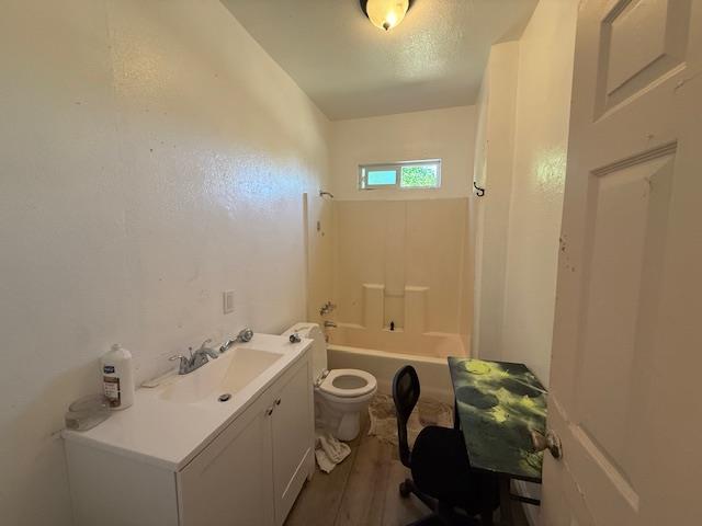 441 N Clark St, Fresno, CA 93701