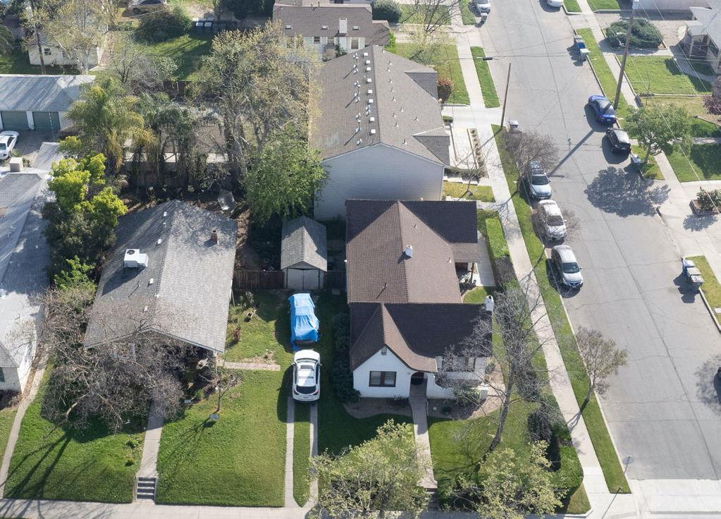 1008 N Broadway St, Fresno, CA 93728