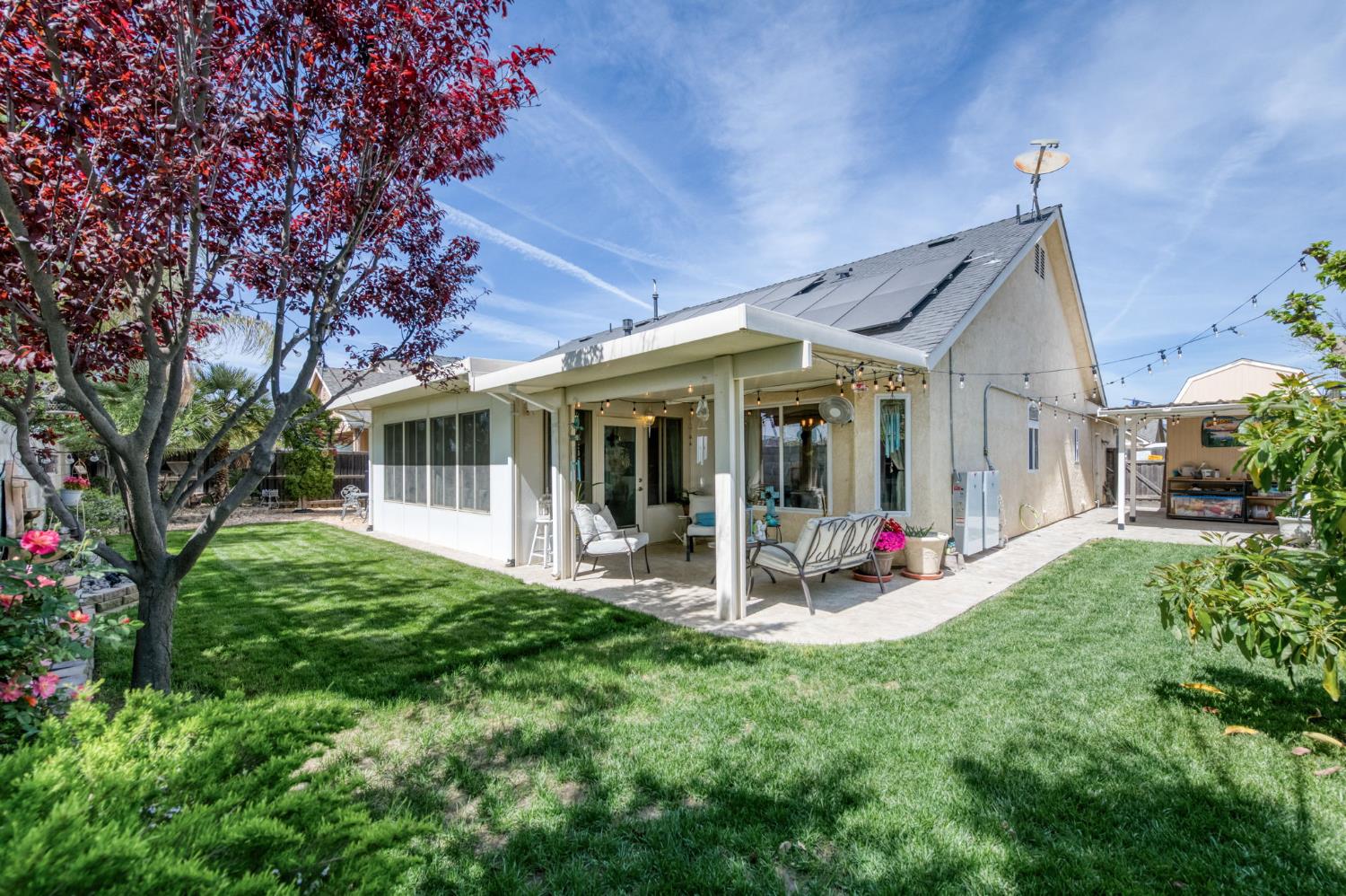 15961 W B St, Kerman, CA 93630