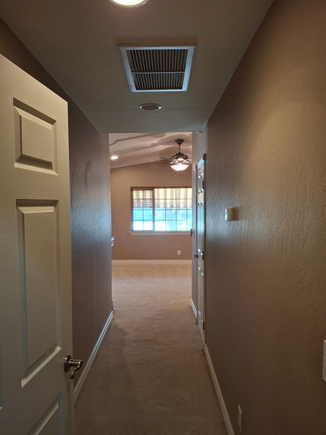 4550 N Holt Ave, Fresno, CA 93705