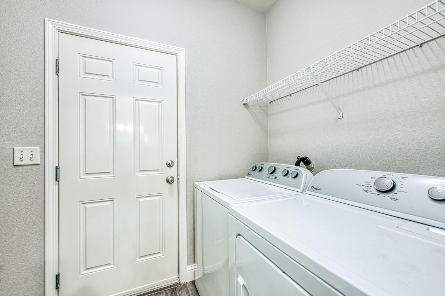 9882 N Meridian Ave, Fresno, CA 93720