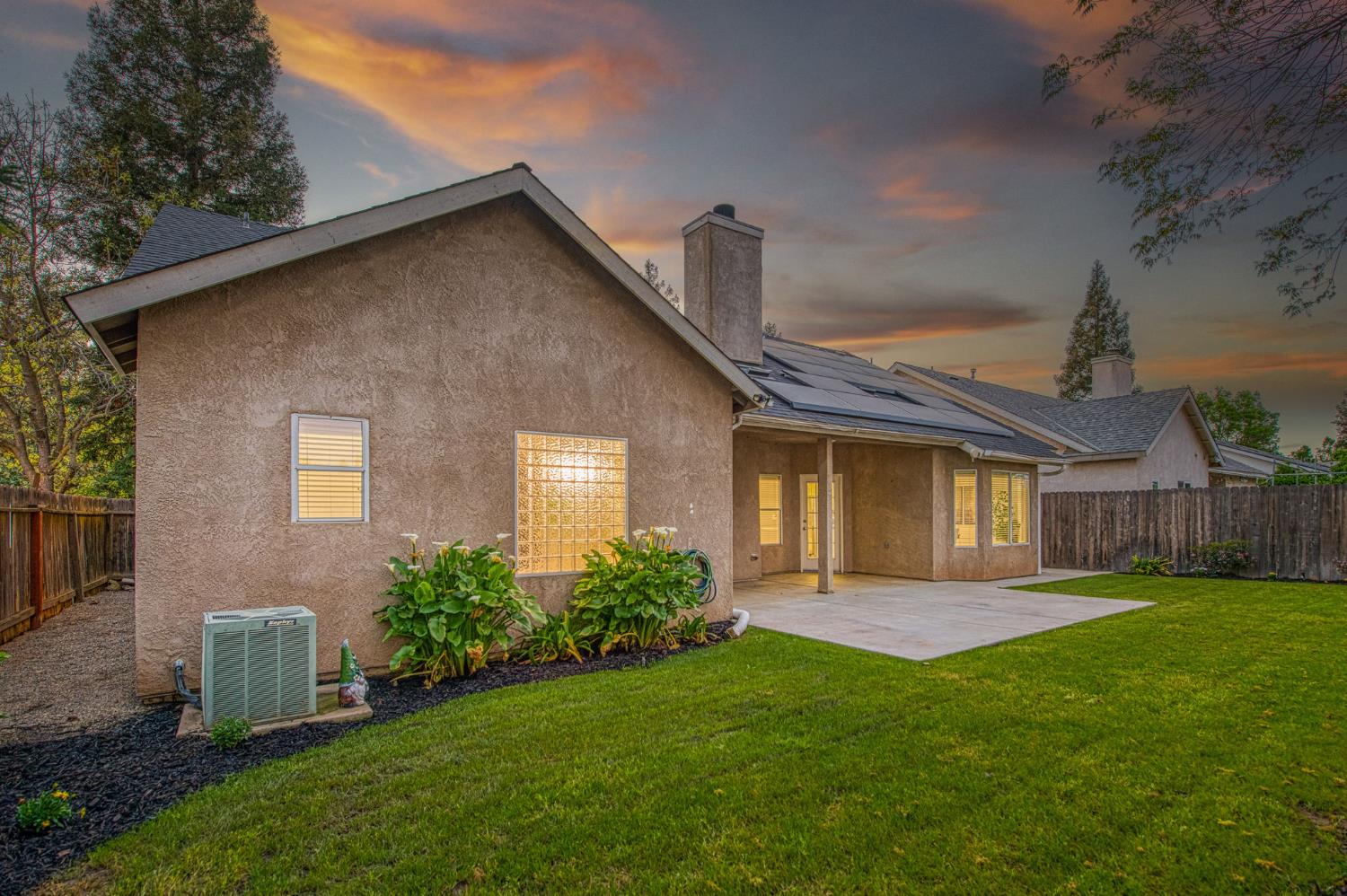 9882 N Meridian Ave, Fresno, CA 93720