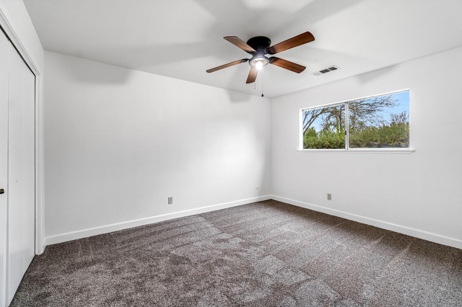 2203 N Cornelia Ave, Fresno, CA 93722