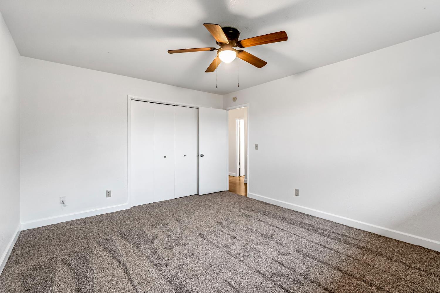 2203 N Cornelia Ave, Fresno, CA 93722