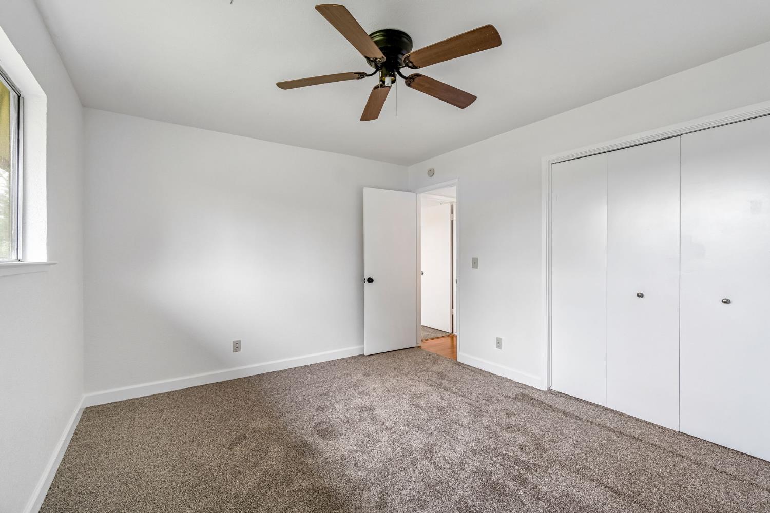 2203 N Cornelia Ave, Fresno, CA 93722