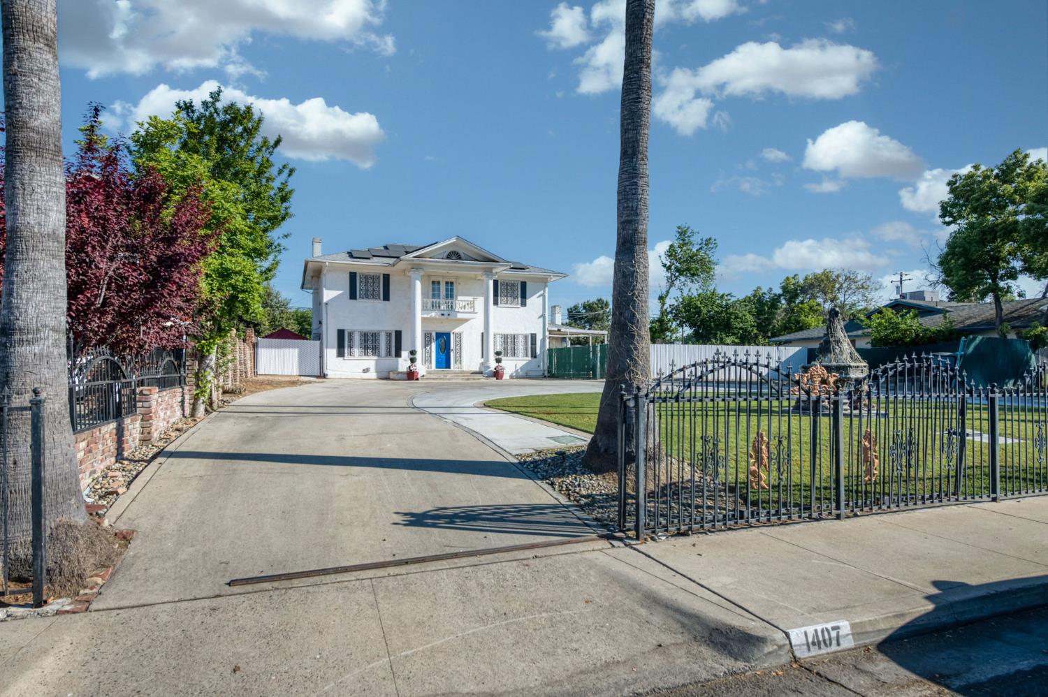 1407 E Princeton Ave, Fresno, CA 93704