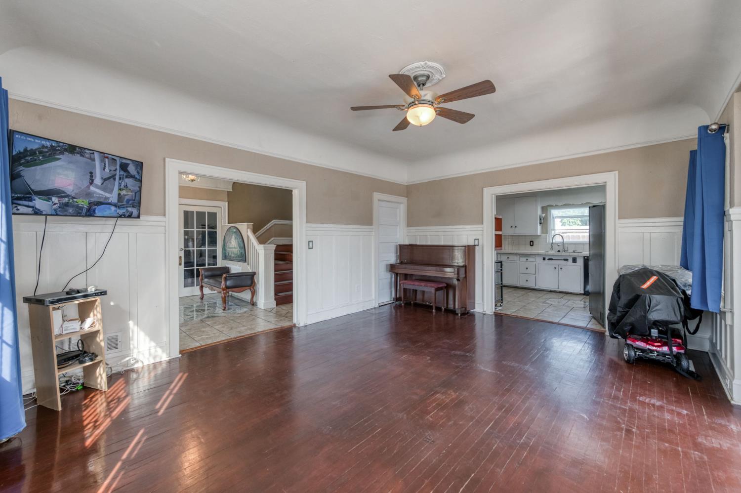 1407 E Princeton Ave, Fresno, CA 93704