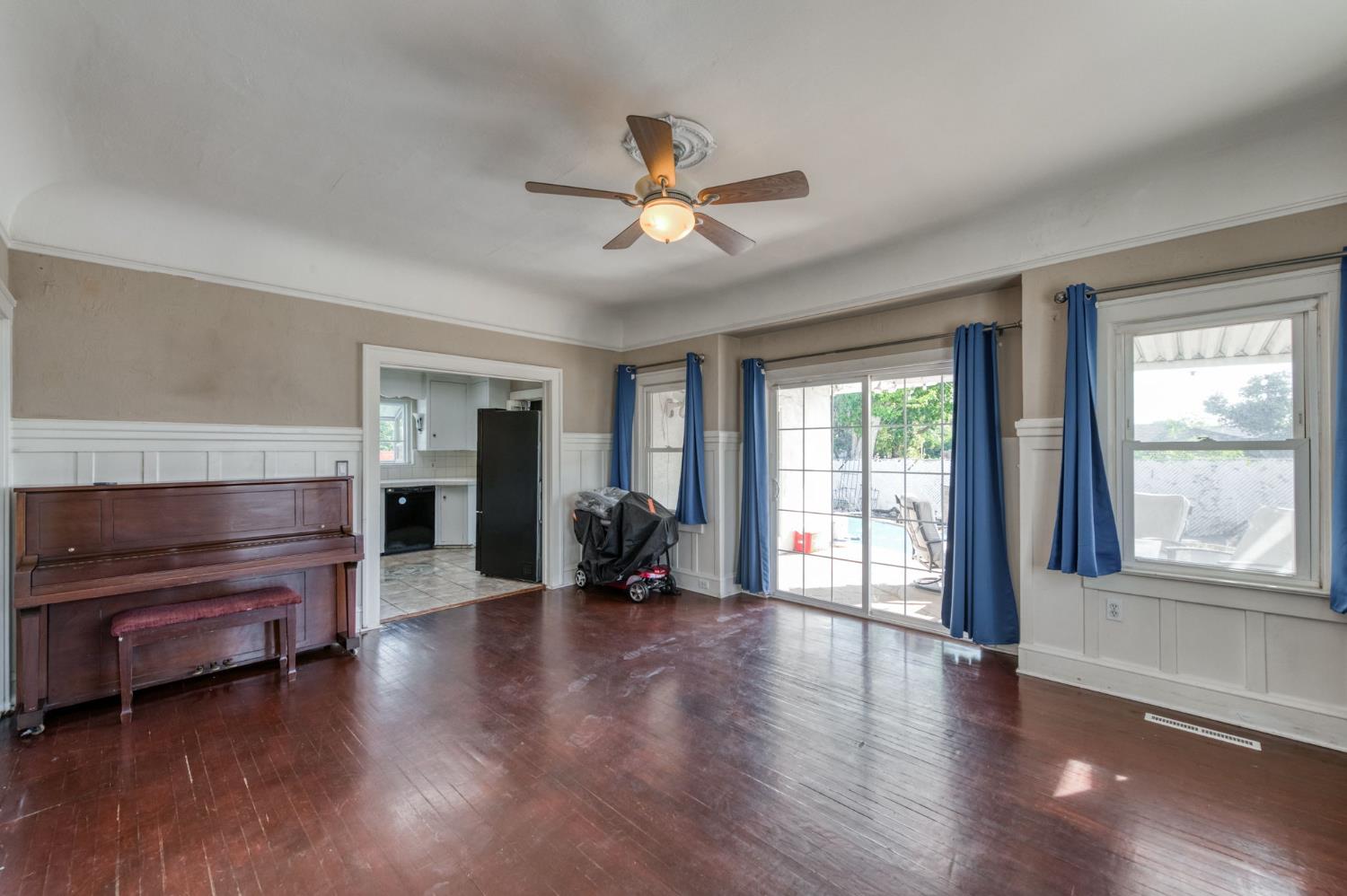 1407 E Princeton Ave, Fresno, CA 93704