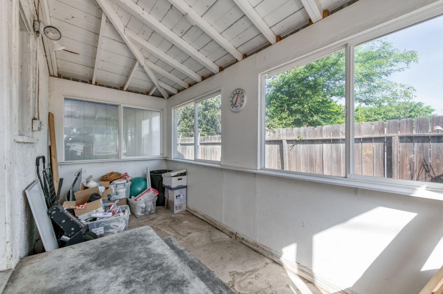 1407 E Princeton Ave, Fresno, CA 93704