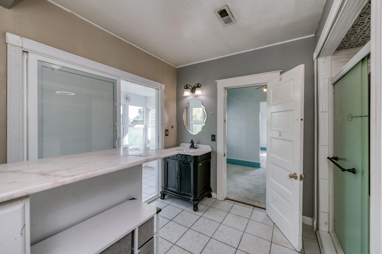 1407 E Princeton Ave, Fresno, CA 93704