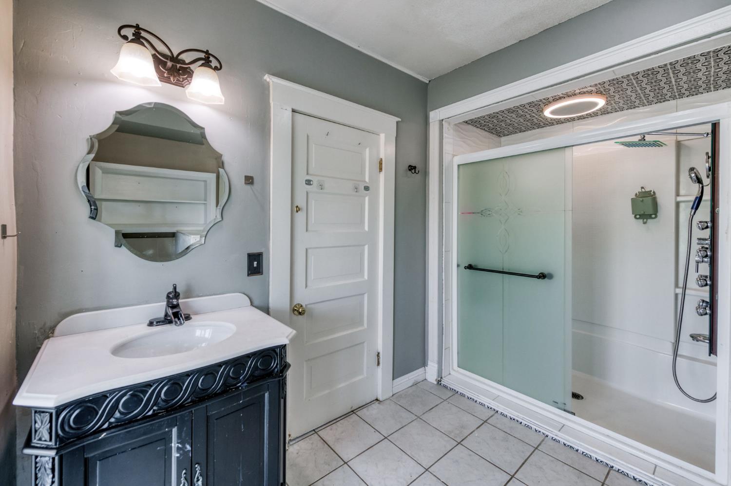 1407 E Princeton Ave, Fresno, CA 93704