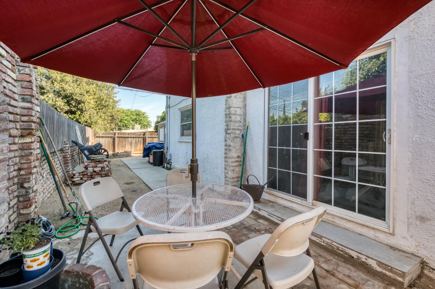 1407 E Princeton Ave, Fresno, CA 93704